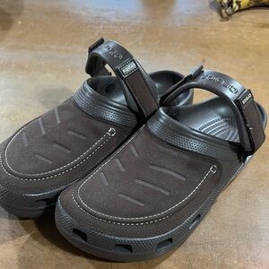 Crocs Men's Brown Clogs